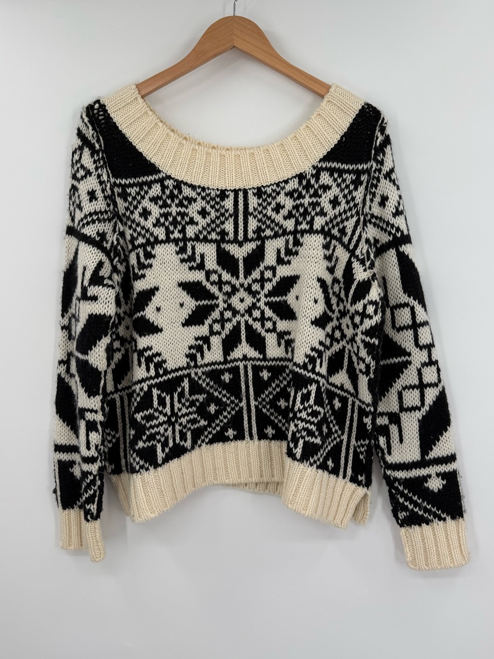 Free People Wool Blend Fair Isle Snowflake Sweater | Black Ivory | Medium